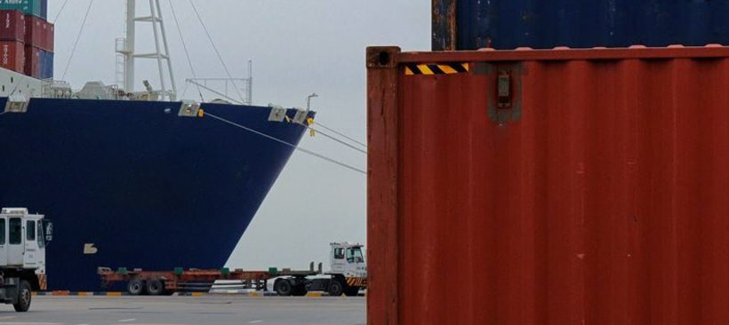 la réglementation du transport dans le fret maritime conteneurs dans un port pour l’expédition de marchandises par fret